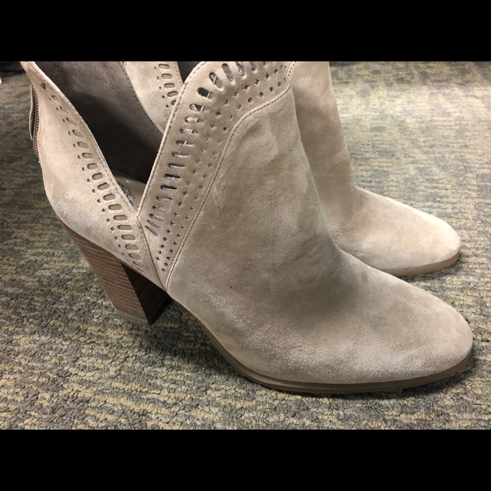 Vince Camuto booties, size 11